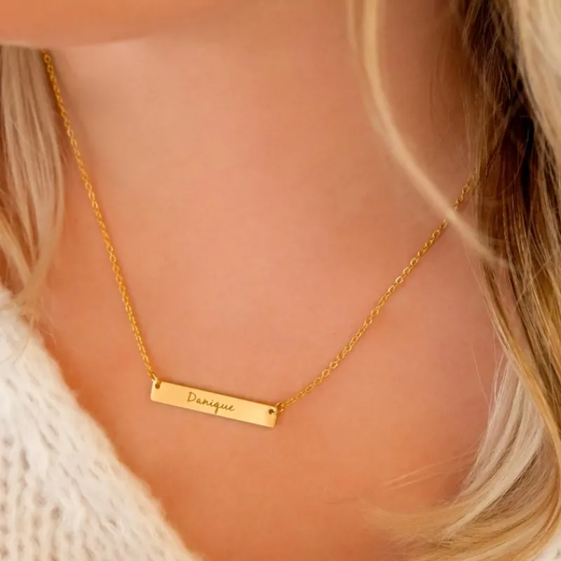 Finaste Graveerbare bar ketting met sierletters goud kleurig Online