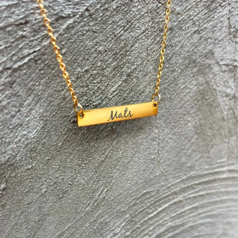 Finaste Graveerbare bar ketting met sierletters goud kleurig Online