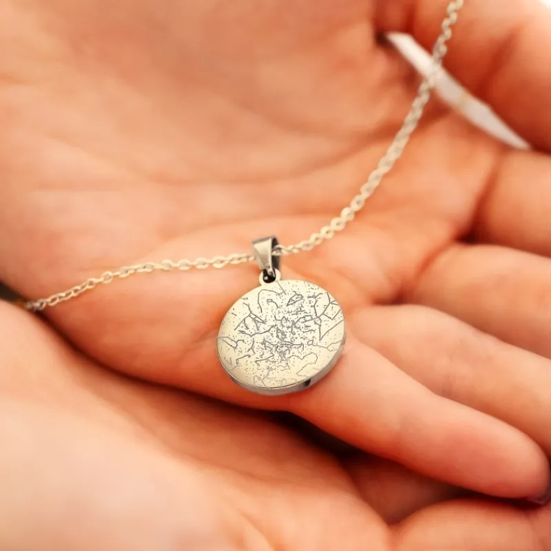 Finaste Graveerbare ketting sterrenhemel Sale