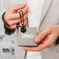 Finaste Graveerbare mannen ketting met munt zwart Fashion
