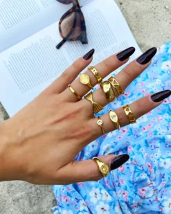 Finaste Graveerbare minimalistische ring met muntje goud kleurig Best