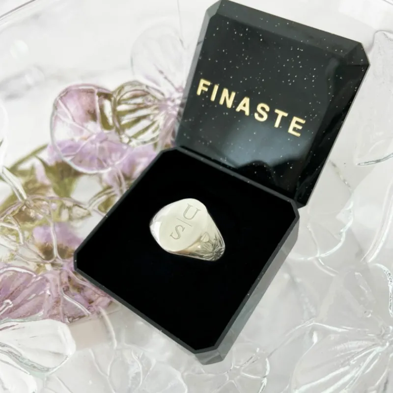 Finaste Grote zegelring 2 letters New