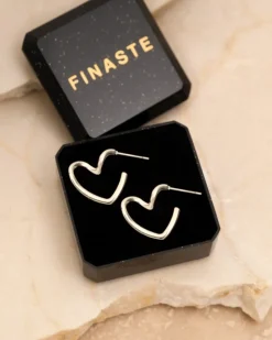 Finaste Hartjes oorringetjes Best