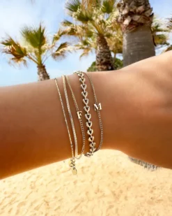 Finaste Heart chain bracelet Clearance