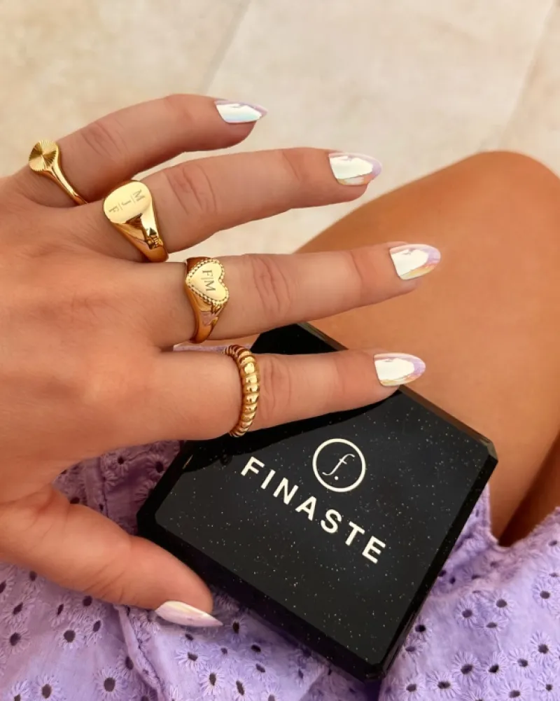 Finaste Heart Zegelring Met Initials Goudkleurig New