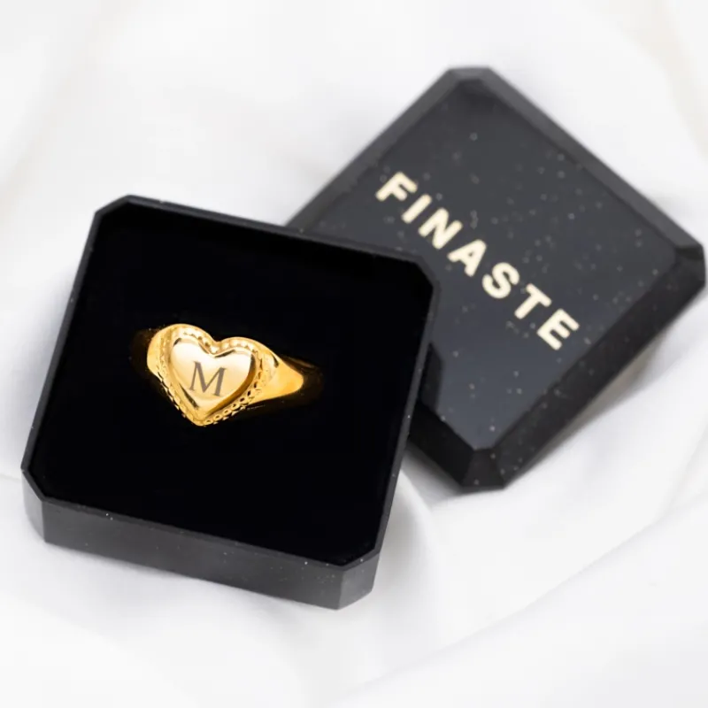Finaste Heart Zegelring Met Initials Goudkleurig New