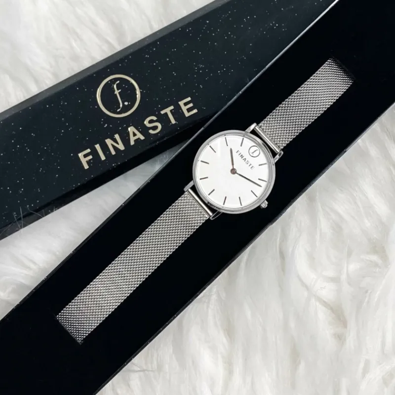 Finaste Horloge kleur zilver Online