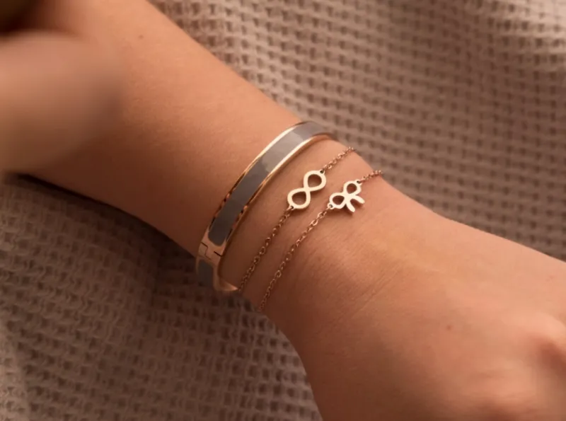 Finaste Infinity armband rose goud kleurig New