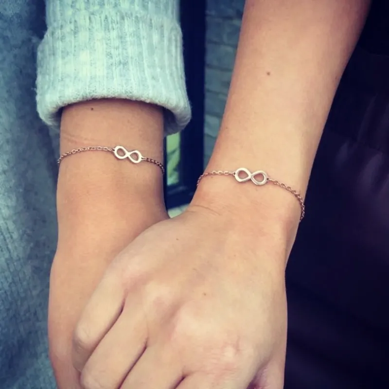 Finaste Infinity armband rose goud kleurig New