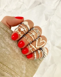 Finaste Influencer ring triangle Hot