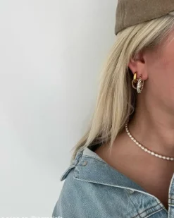 Finaste Influencer stone earrings goldplated Best