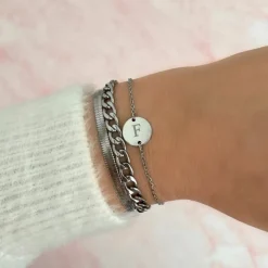 Finaste Initial Armband Coin New