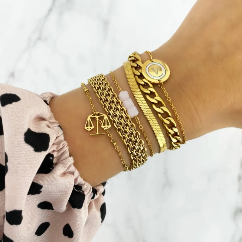 Finaste Initial armband luxury kleur goud Best