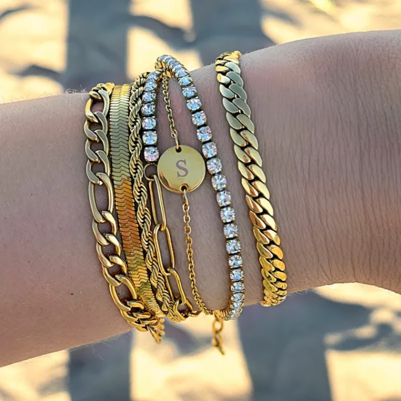 Finaste Initial Armband Mini Coin Goud Kleurig Best