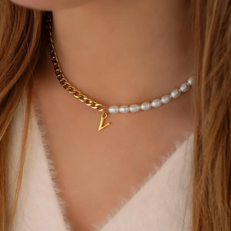 Finaste Initial ketting chain & pearl kleur goud Sale