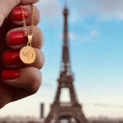 Finaste Initial necklace 2 letters goudkleurig Hot