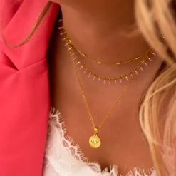Finaste Initial necklace 2 letters goudkleurig Hot