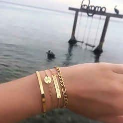 Finaste 2 initialen armband klein muntje goud kleurig Best