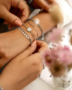 Finaste 2 initialen armband klein muntje Outlet