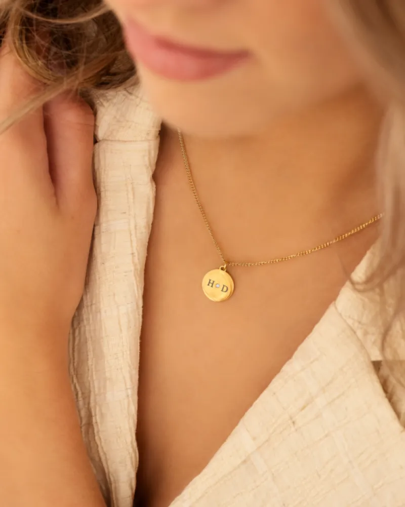 Finaste Ketting 2 initials exclusive goudkleurig Discount