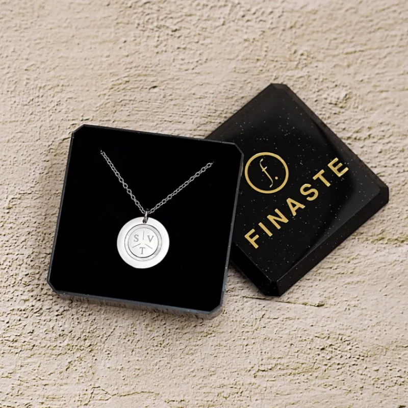 Finaste Ketting 3 initials luxury Clearance