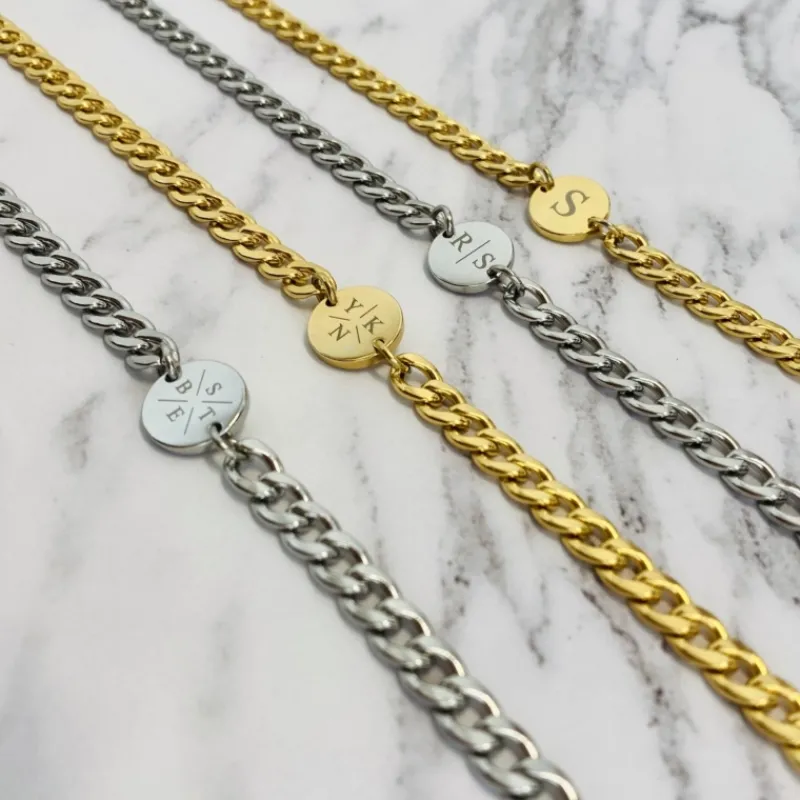 Finaste Ketting chunky 3 initials goud kleurig Best