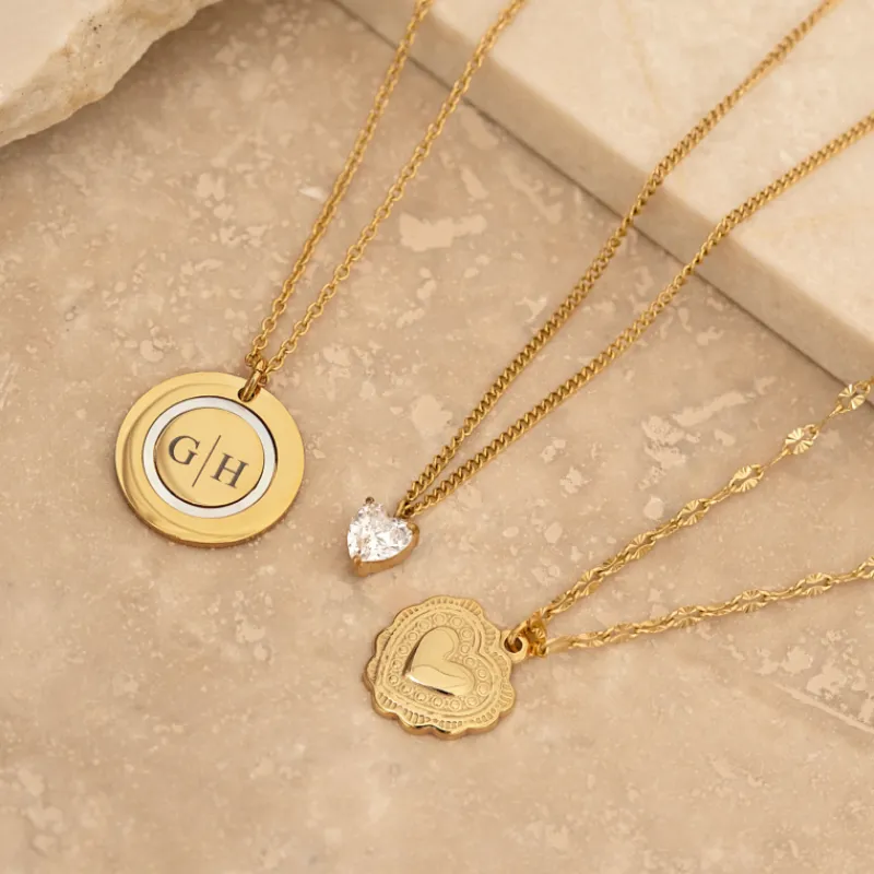 Finaste Ketting met hartje vintage kleur goud Sale