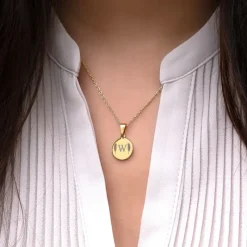 Finaste Ketting met Letter Goud Kleurig Fashion