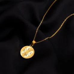 Finaste Ketting Met Vier Initialen Goud Kleurig Discount