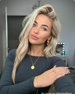 Finaste Ketting Met Vier Initialen Goud Kleurig Discount