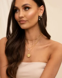 Finaste Ketting Met Vier Initialen Goud Kleurig Discount
