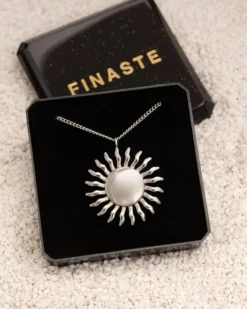 Finaste Ketting met zonnetje statement Fashion