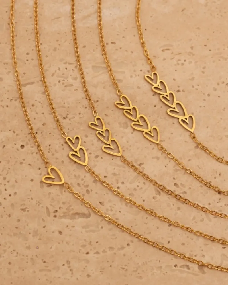 Finaste Ketting sideway love hearts goldplated Outlet