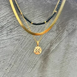 Finaste Ketting vier letters goud kleurig Best