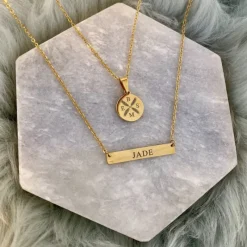 Finaste Ketting vier letters goud kleurig Best