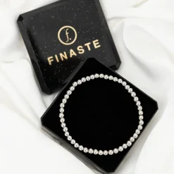 Finaste Kralen Armband Bolletjes Zilverkleurig New