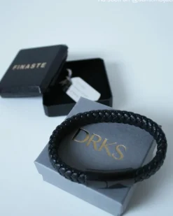 Finaste Leren mannen armband met naam zwart Outlet