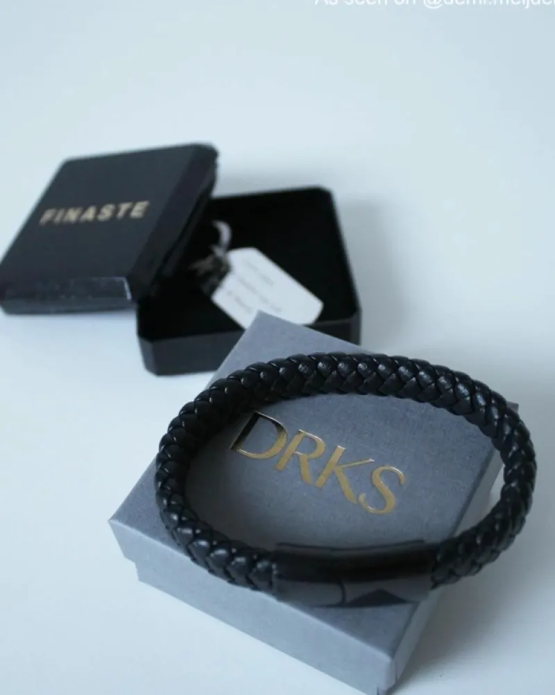 Finaste Leren mannen armband met naam zwart Outlet