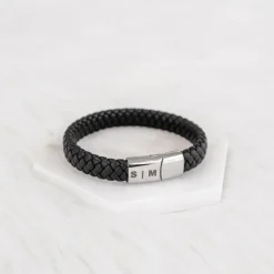Finaste Leren mannen armband met naam Sale