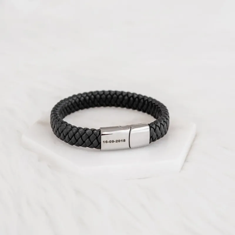 Finaste Leren mannen armband met naam Sale