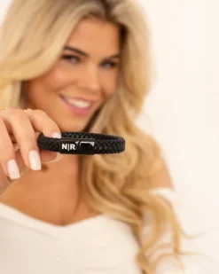 Finaste Leren mannen armband met naam zwart Outlet