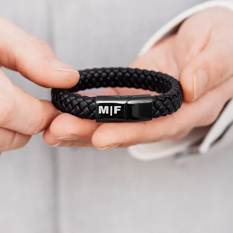 Finaste Leren mannen armband met naam zwart Outlet