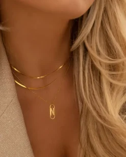 Finaste Letter ketting charm goudkleurig Hot