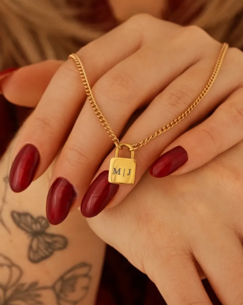 Finaste Lock ketting met jouw gravering goudkleurig Fashion