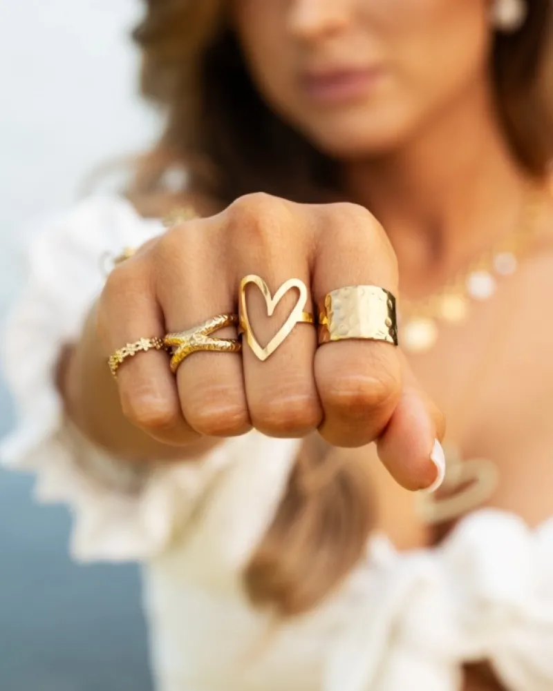 Finaste Love heart ring goldplated Clearance