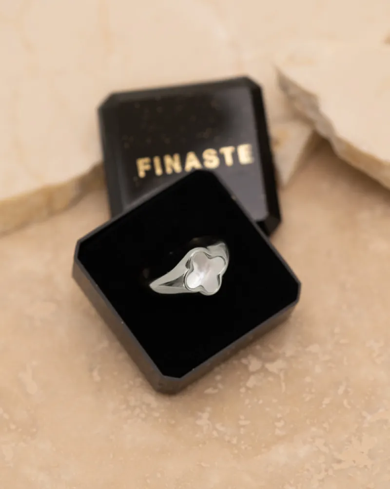 Finaste Luxury clover ring Clearance