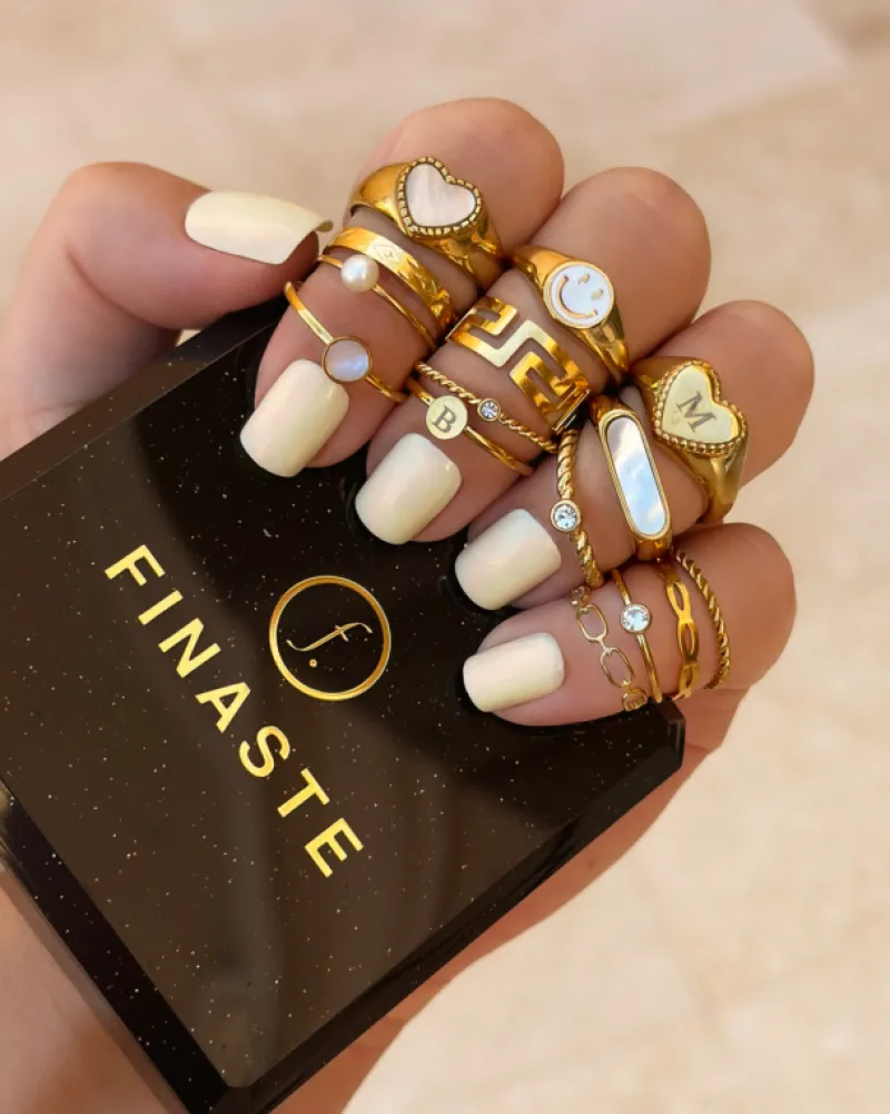 Finaste Maze ring goldplated Clearance