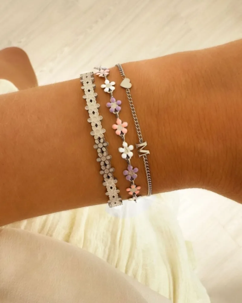 Finaste Mini initial armband met hartje Fashion