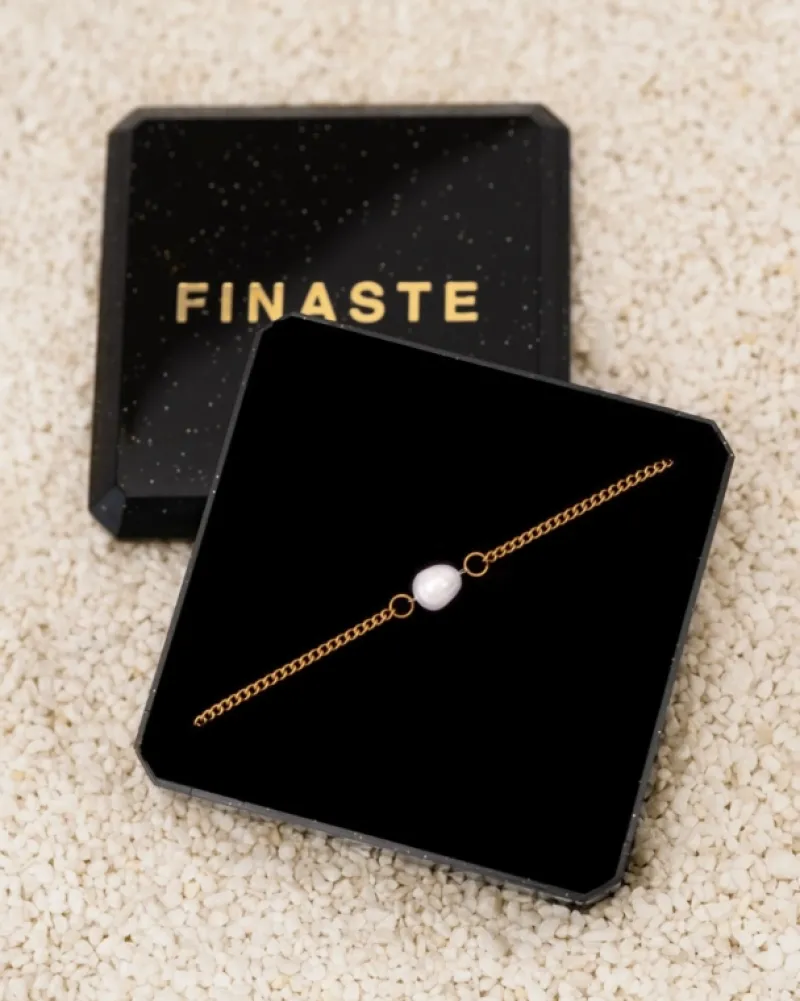Finaste Minimalistische parel armband goudkleurig Outlet