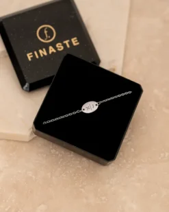 Finaste Musthave armbandje met 2 letters Sale